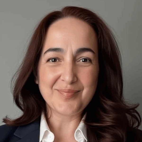Daniela Carroga headshot