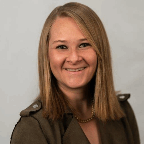 Katie Host headshot