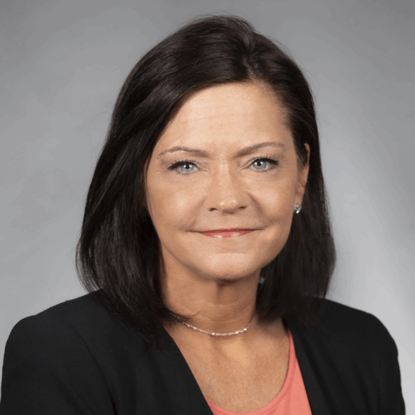 Kristen Robbins headshot